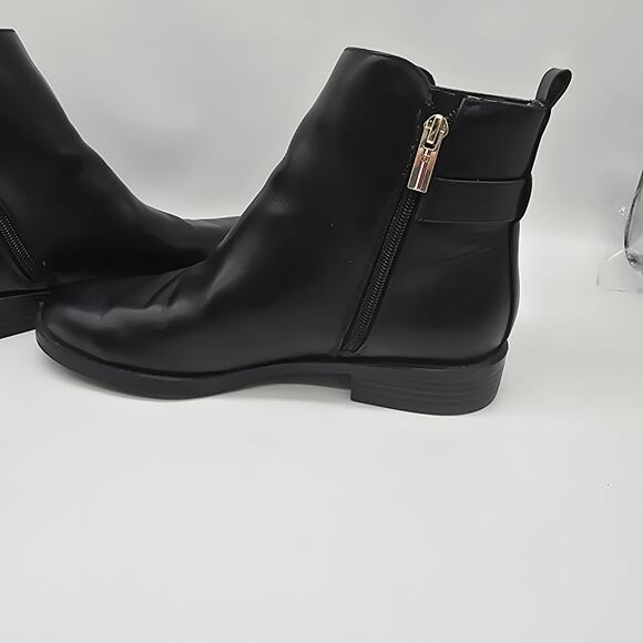 Tommy Hilfiger Side Zip Rezin2 Vegan Leather Ankle Moto Boots  Black Size 8 Logo - Picture 9 of 10